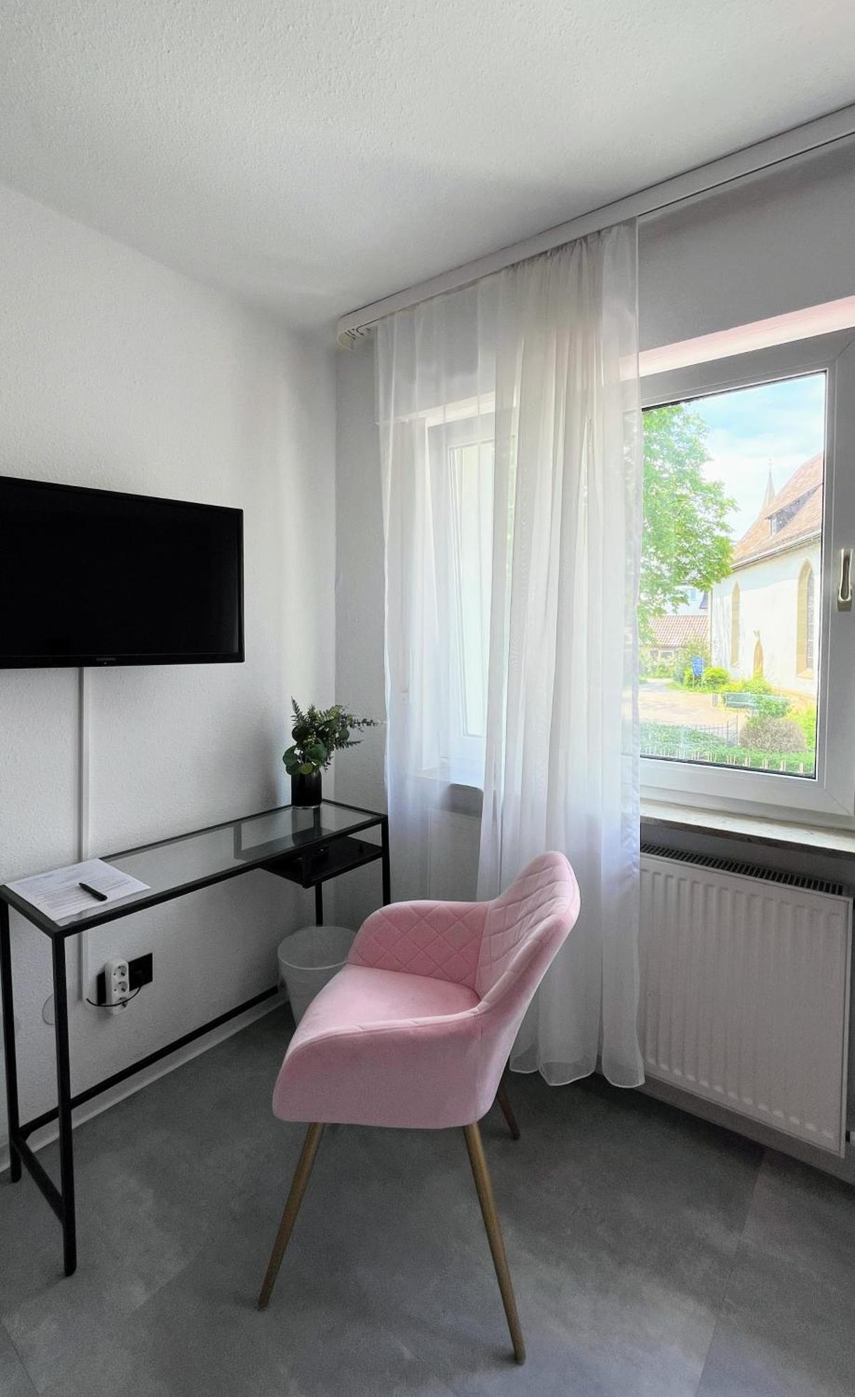 Hola Bed & Breakfast Stuttgart